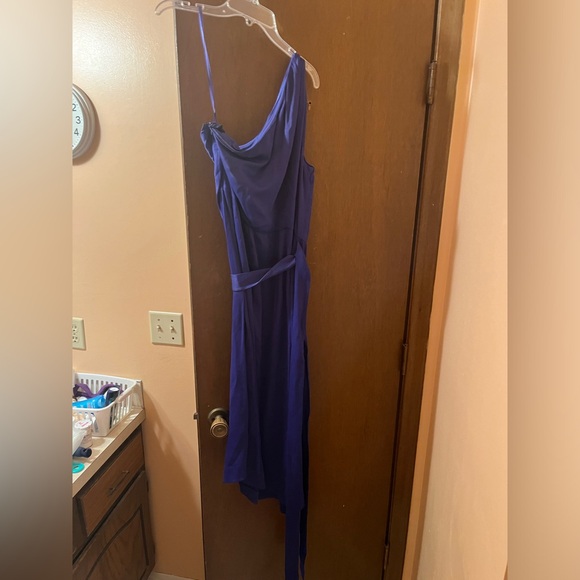 Reiss Flora Off-The-Shoulder Satin Midi Dress in Purple - Picture 7 of 12